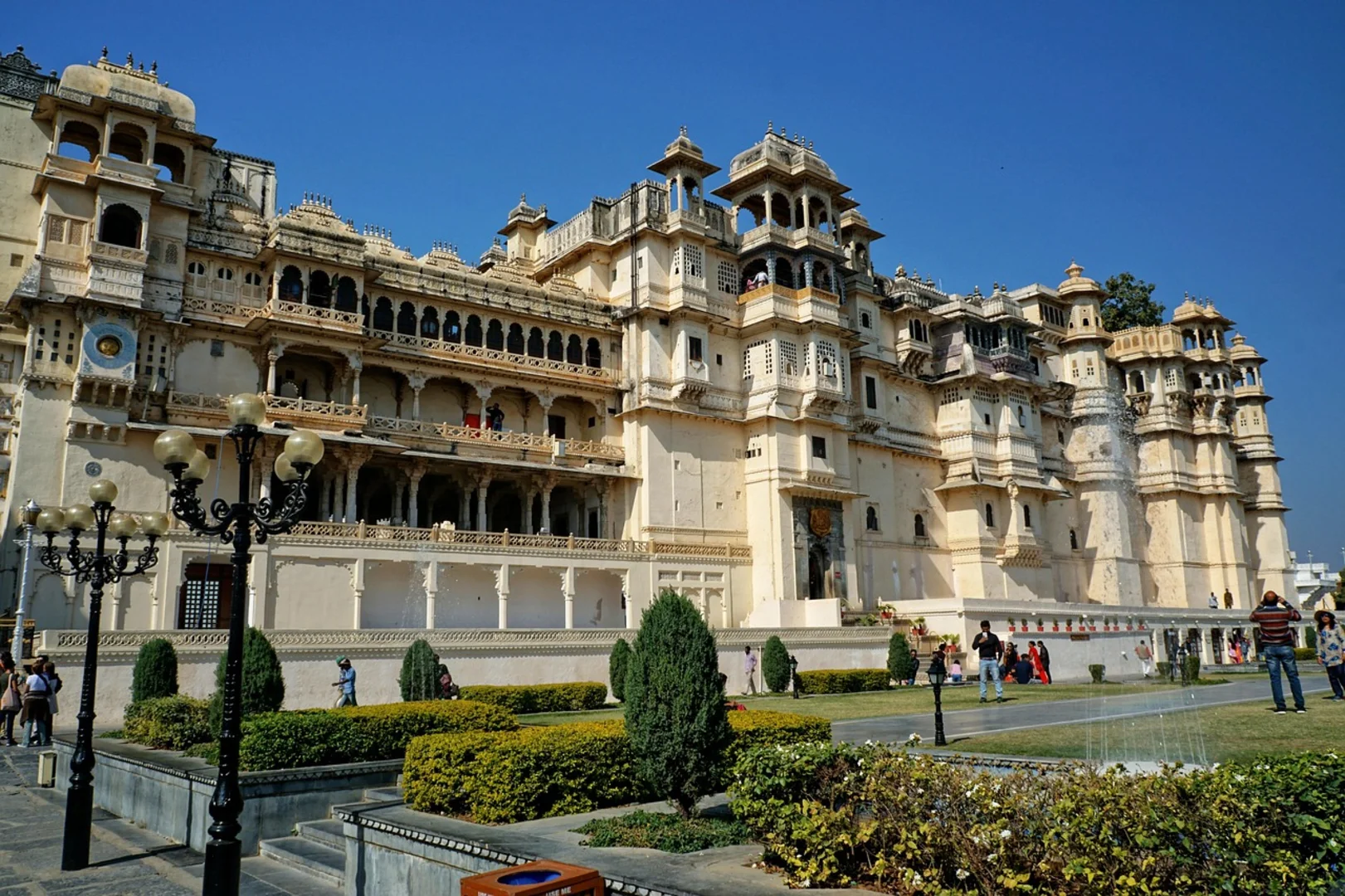 10 Must-Visit Places in Udaipur: A Complete Guide